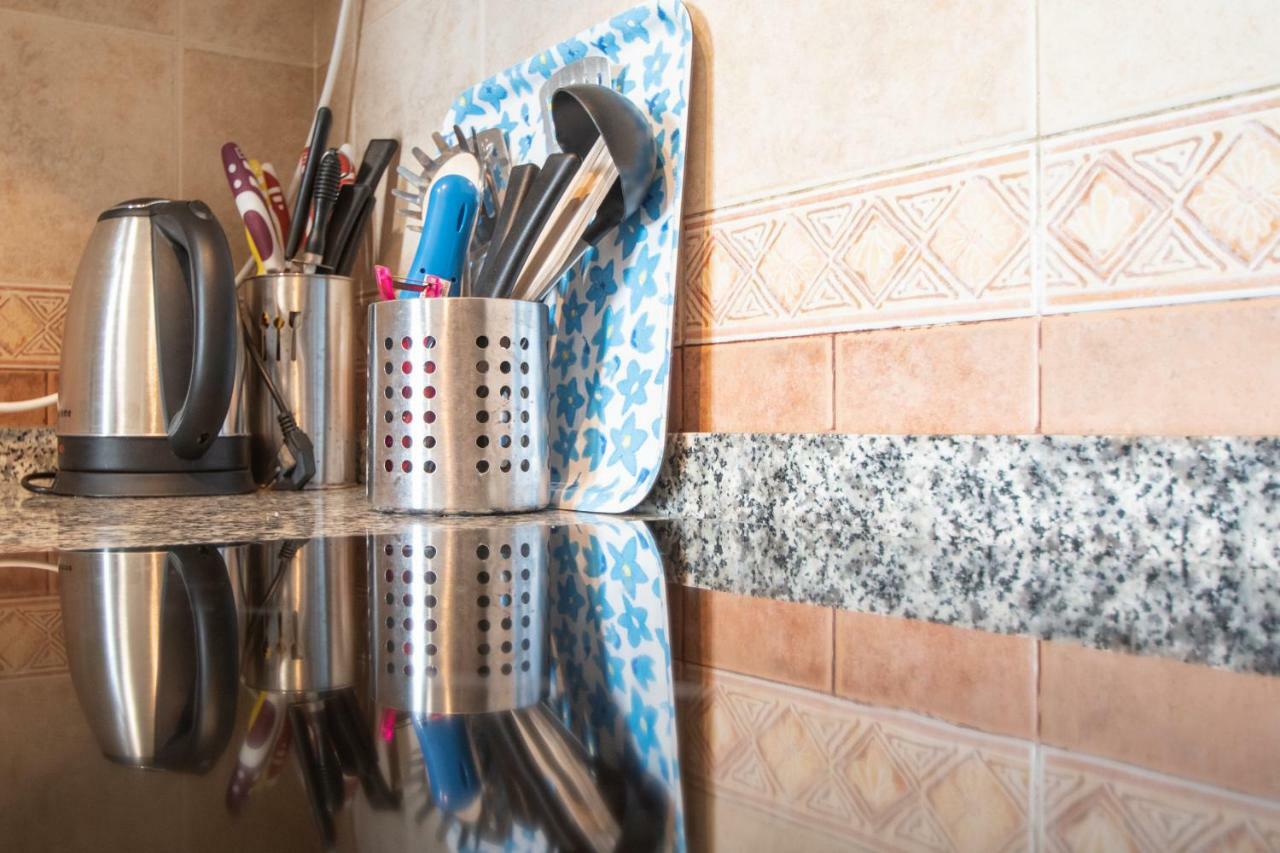 Apartamento Lavandula Cadiz Bagian luar foto